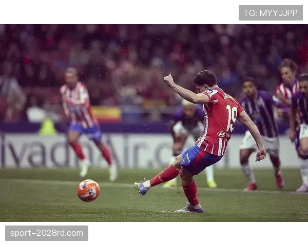 从河床核心到曼城轮换：阿尔瓦雷斯角色转变的关键断点