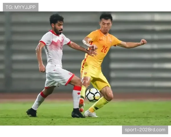 广州足球俱乐部冬训阶段注重阵容磨合，年轻球员成长可期