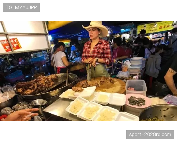 要是把陶菲克放小区夜市，戴着能买两套房的表排队买烤串，这反差我顶不住